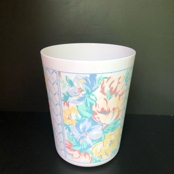 Vintage 90s Floral Trash Can Small White Plastic Retro Grandmacore Wastebasket - Picture 3 of 7